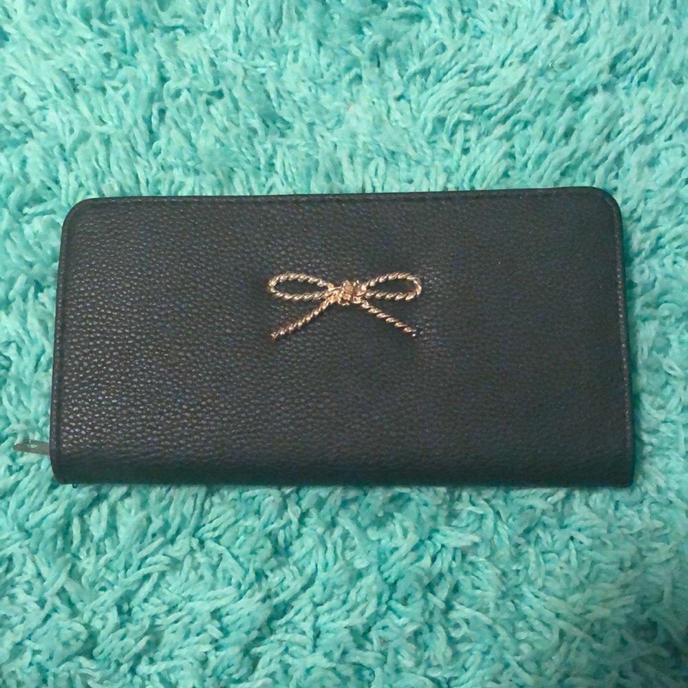 Black wallet